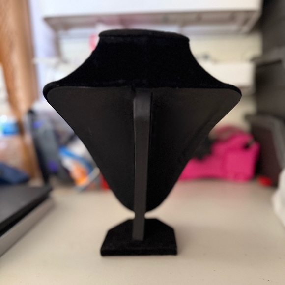 Jewelry DISPLAY neck black stand to display necklaces and pendants 9 “  tall - Picture 4 of 6